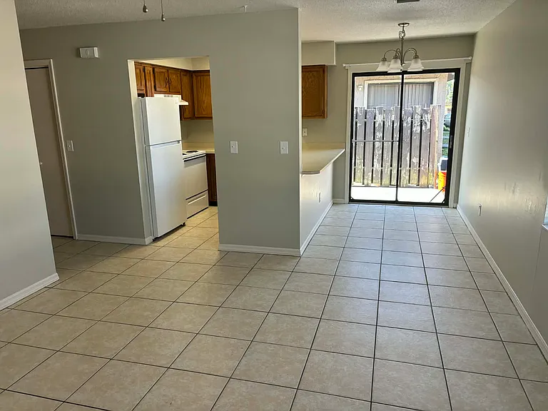 3784 NW Huntsboro St #103 — Photo 2