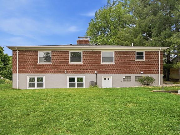 4th image of 6331 Starridge Ct