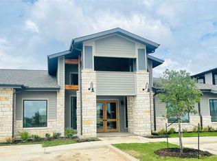 14050 Southton Rd #54123052B, Elmendorf, TX 78112