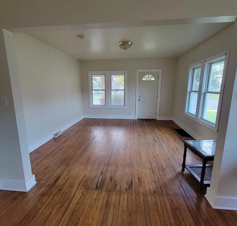 609 Greenwood Ave