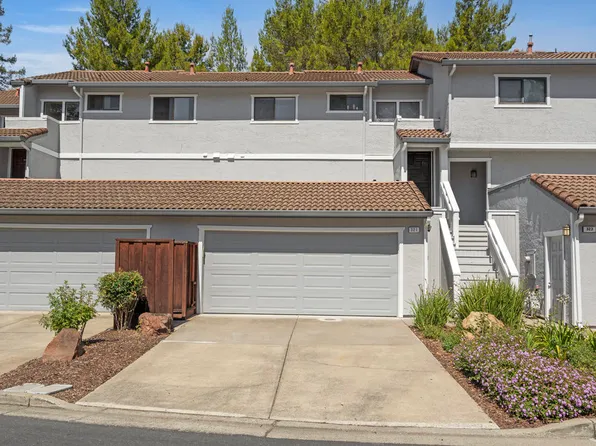 321 Via Cordova Ln, Martinez, CA 94553