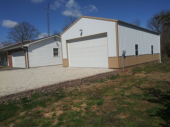 5th image of 314 E Kennedy Ave