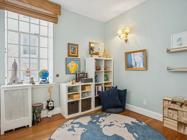 2 East 75th Street image 5 of 9