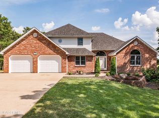 1500 S Oaks Dr, Jefferson City, MO 65101