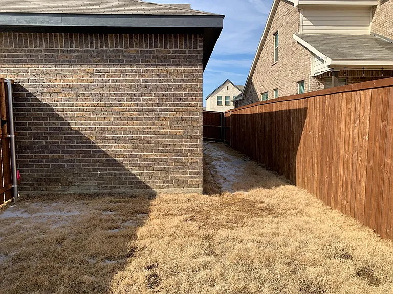 1708 Wayne Ln — Photo 15