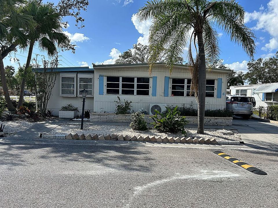 1219 51st Avenue East lot 4.