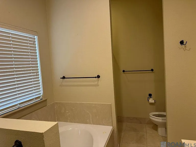 8952 Boone Dr — Photo 3