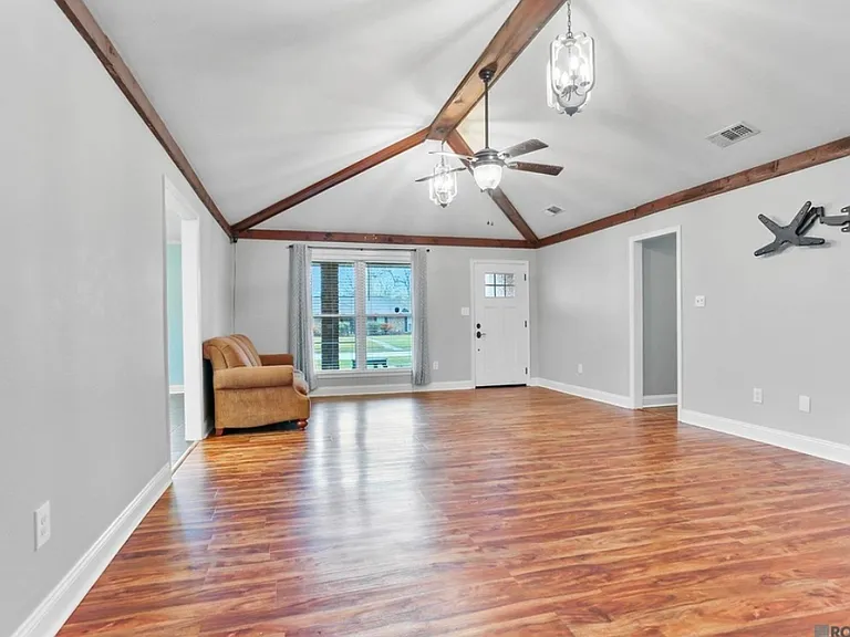 7622 Oneal Rd — Photo 3