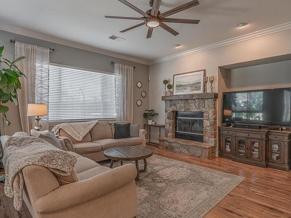 4th image of 5576 Dunlay Dr