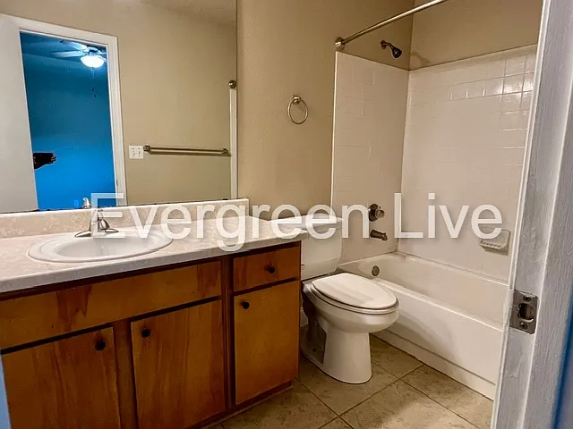 109 Barnsbury Ct — Photo 10
