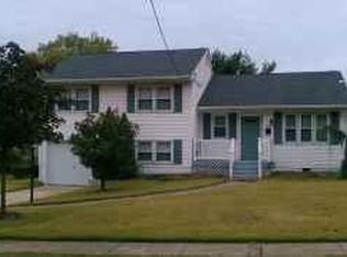 8 Kenwood Dr, Cherry Hill, NJ 08034