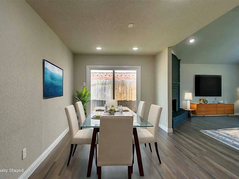 8703 Valley Ledge Dr — Photo 7