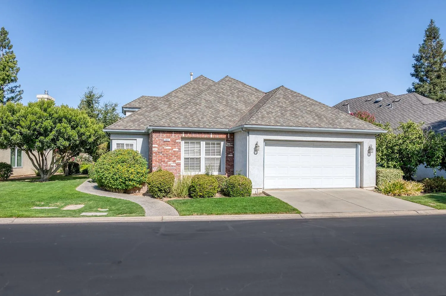 3002 W Wellington Ln photo 1