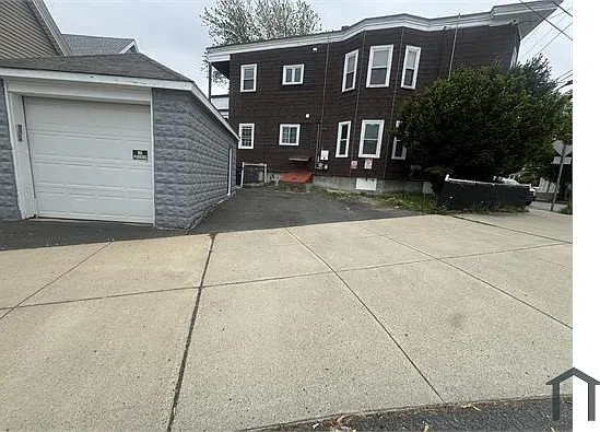 1656 N Shore Rd #1 — Photo 19