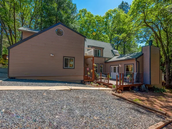 14103 Menlo Ct, Magalia, CA 95954