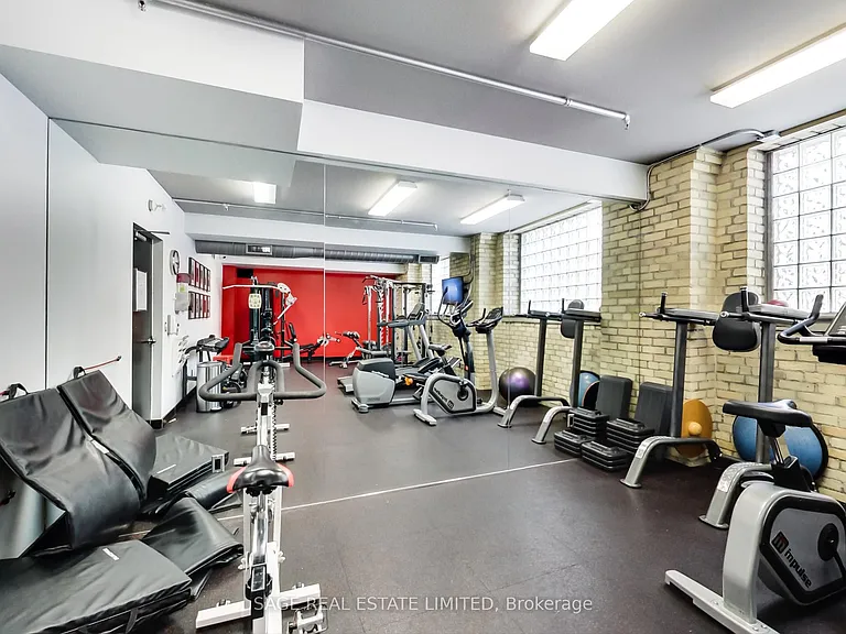 781 King St W #508 — Photo 29