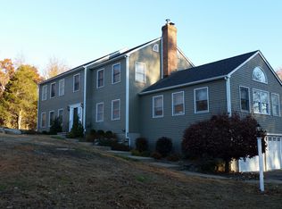 442 Cutlers Farm Rd, Monroe, CT 06468