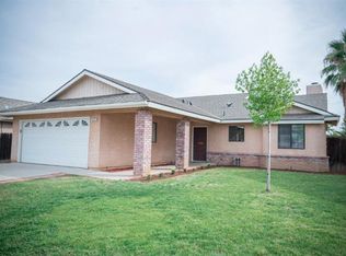 3217 Renn Ave, Clovis, CA 93611