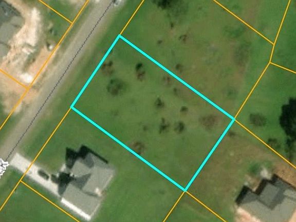2nd image of 52 Knoll Creek Dr