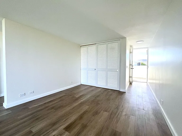 647 Kunawai Ln #613 — Photo 5