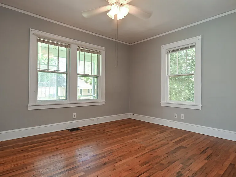 1095 Oconee St — Photo 32