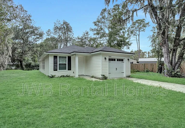 8008 W Railroad Ave — Photo 19