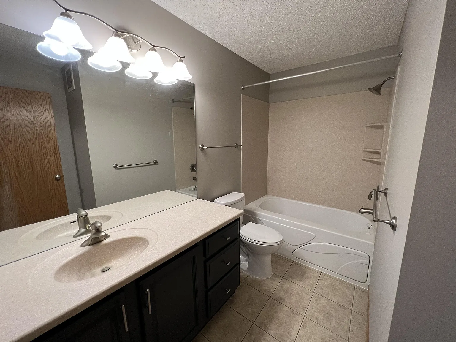 2250 Saint Johns Drive - WB9 — Photo 4