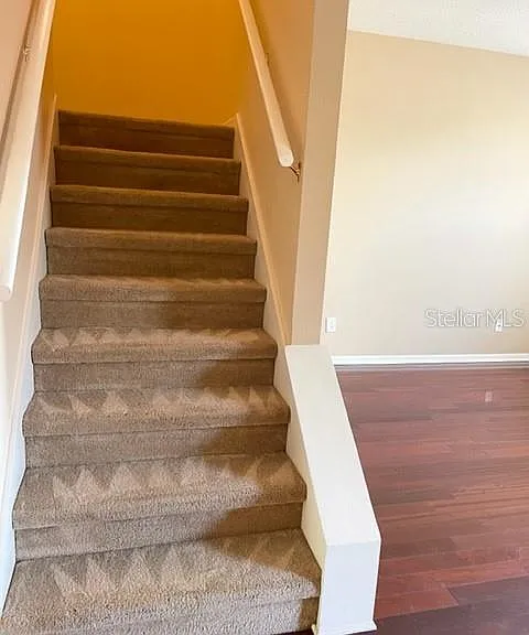 1135 Baronscourt Dr — Photo 22