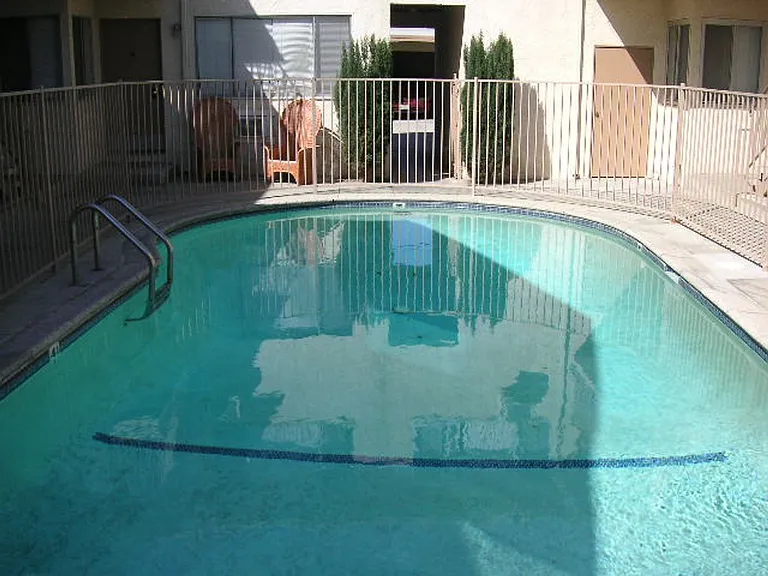 650 — Photo 26