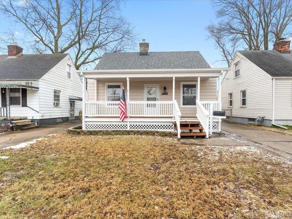 34057 Winslow St, Wayne, MI 48184