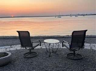82 Cove St #2, New Haven, CT 06512