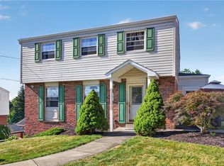 104 Glenora Dr, Coraopolis, PA 15108