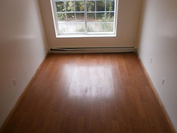 4th image of 193-00 Linden Blvd #2