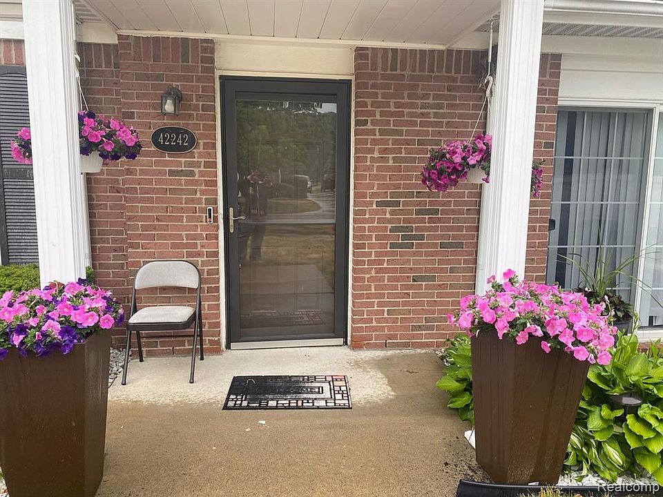 42242 Hanover Dr 5, Belleville, MI 48111 MLS 20230055310 Zillow