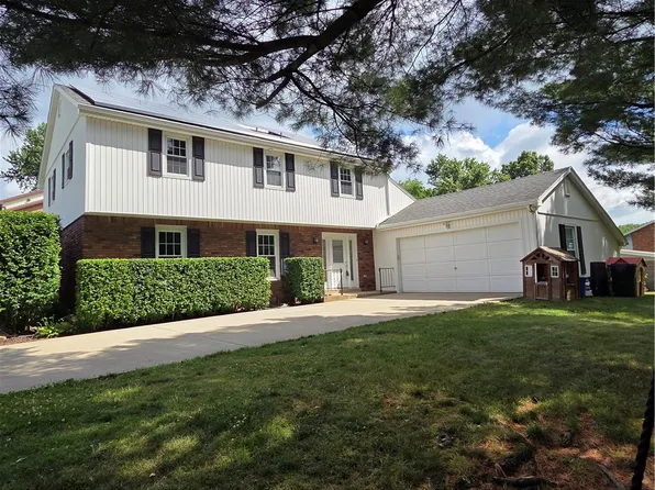 100 Southridge Dr, Monroeville, PA 15146