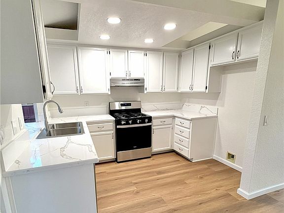 4th image of 30500 Shenandoah Ct