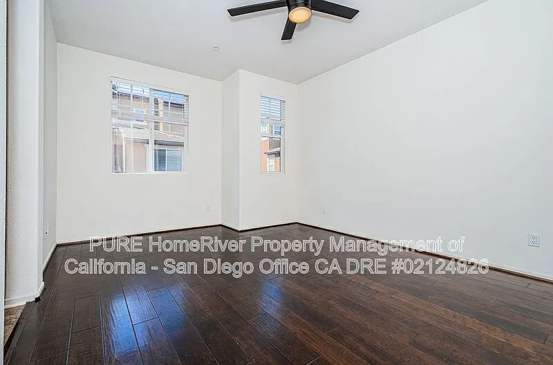 4 bed, 3.5 bath, 1800 sqft, $3,900 — Photo 4