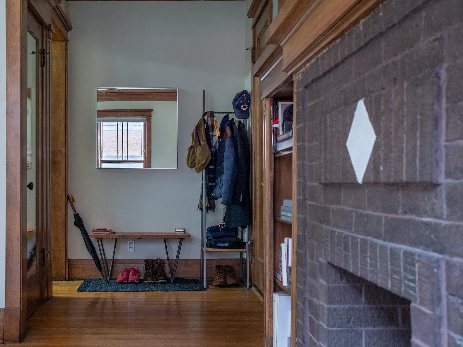 1 bed, 900 sqft, $2,145 — Photo 3
