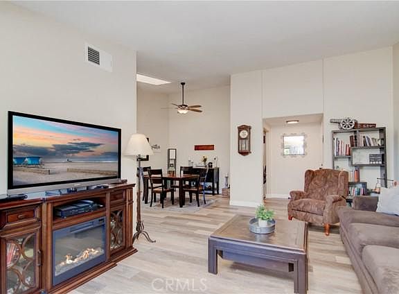 5th image of 8933 Biscayne Ct Unit 220G