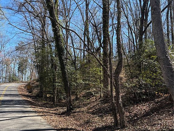 4th image of 0 Guest Cir