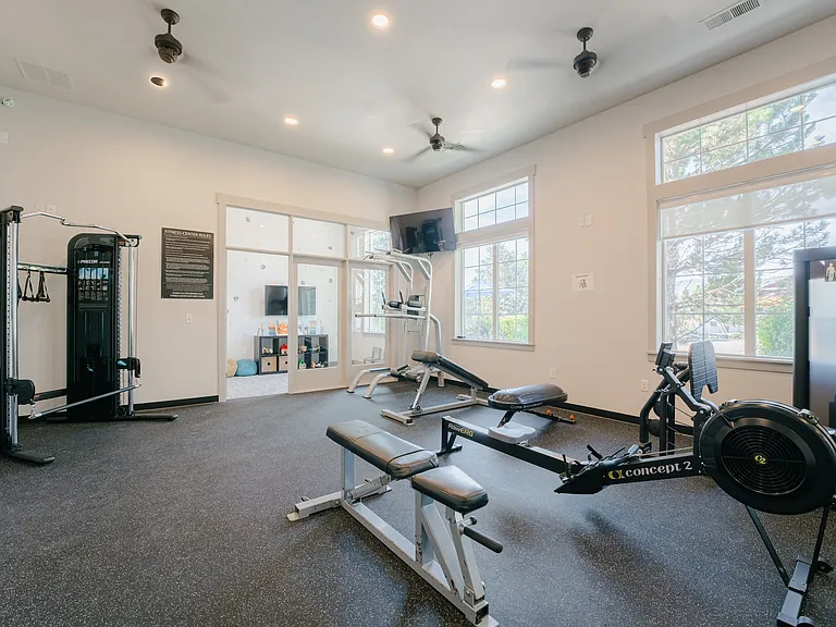 Aldara Apartments — Photo 35