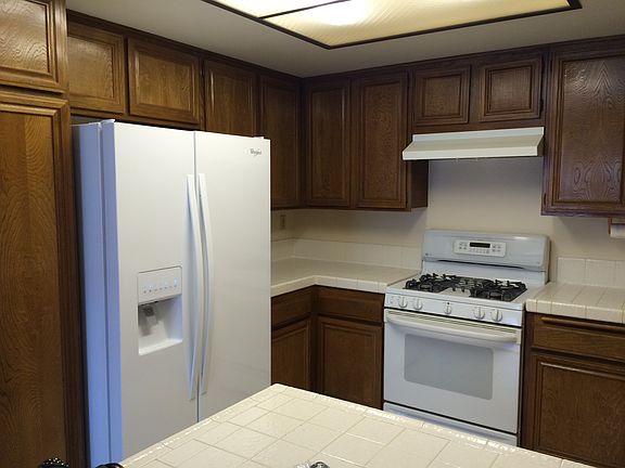 3rd image of 2624 Captains Ave