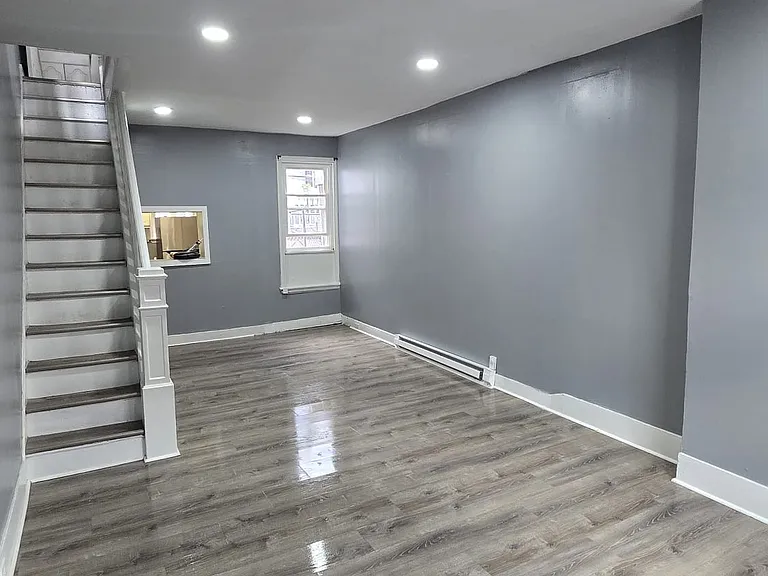 3513 Dillman St — Photo 11