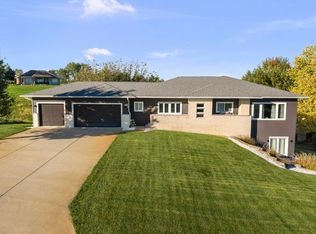 27086 238th St, Le Claire, IA 52753