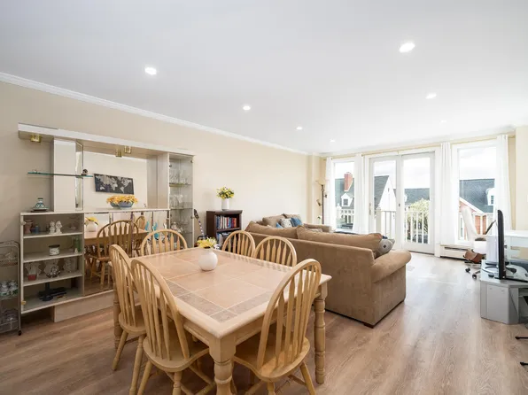 201 Shearwater Ct West image 10 of 29