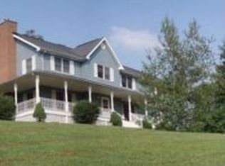 15 Oakwood Ln, Bridgeport, WV 26330