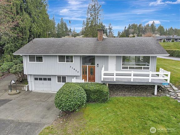 2nd image of 21620 88th Drive NE