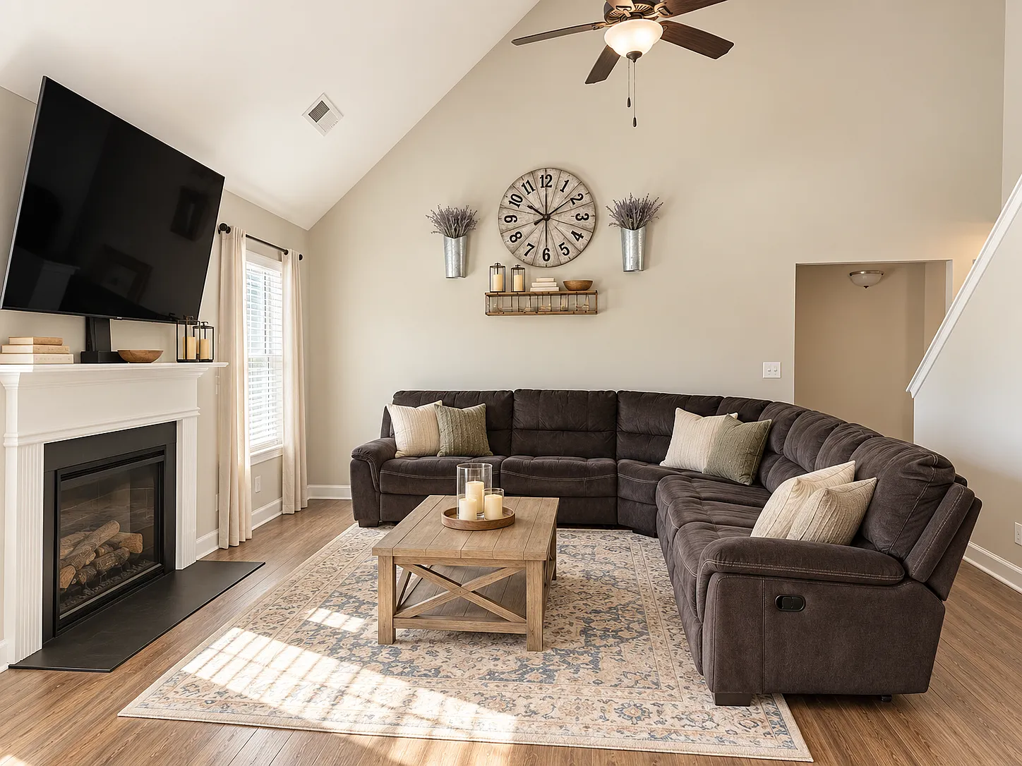 215 Tappi Terrace - 1 — Photo 4