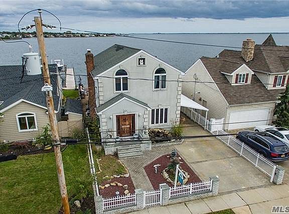 2nd image of 300 E Shore Dr