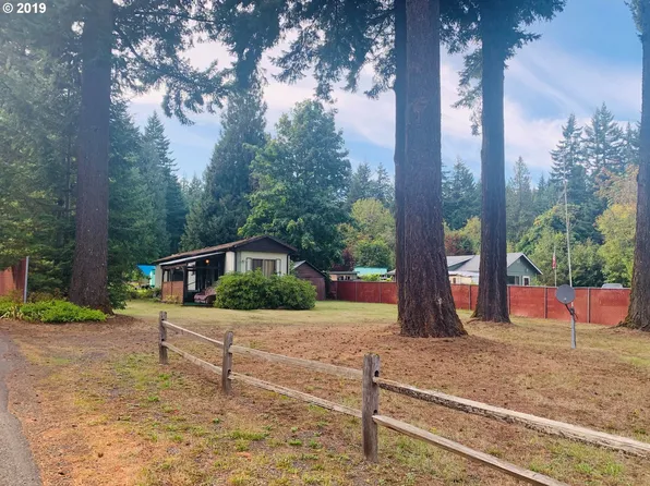 22 Furness Rd, Cook, WA 98605